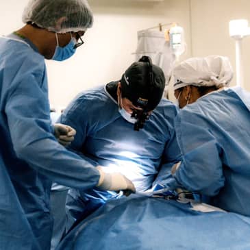 Slider image (3) Medina Flores Plastic Surgery